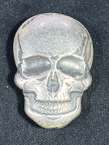 2 OZ SKULL Hand POUR from Monarch Precious Metals **CLICK FULL DETAILS TO BID** Bidding starts @ $65